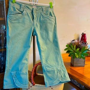 Free People capri pants, light moss green. Size 12.  98%cotton/7% spandex
